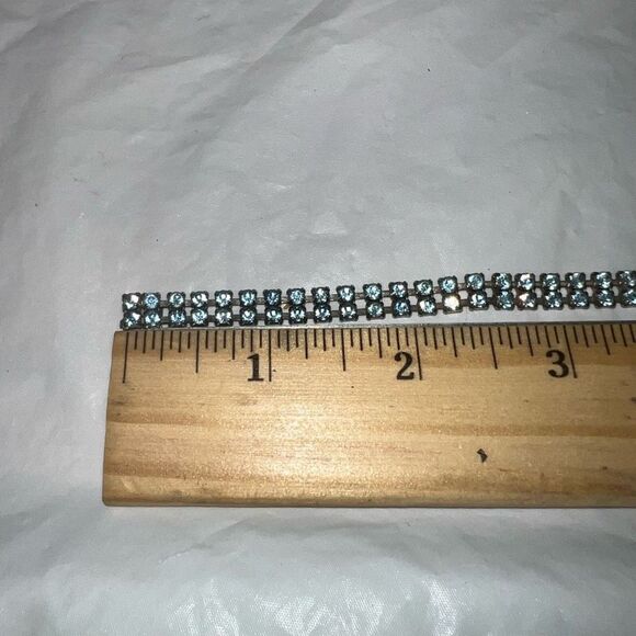 Vintage Prong Set Double Row Blue Rhinestone Bracelet - Picture 5 of 7